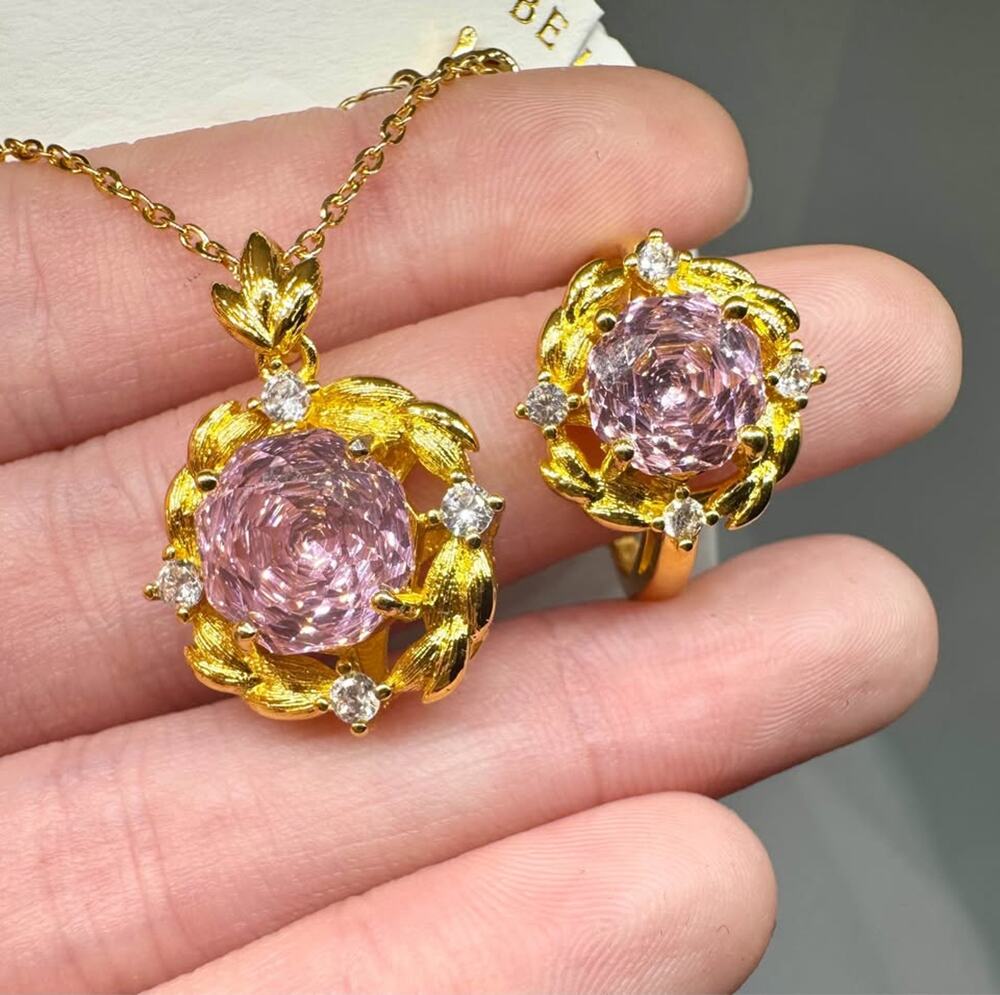 Pink and gold rose, cut necklace and ring set